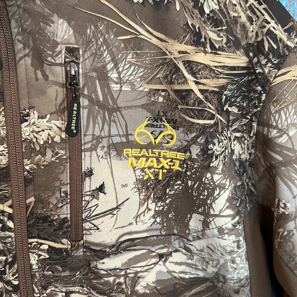 RealTree Max-1 XT Camo Scent Control Full Zip Hunting Jacket Mens M (38-40) - Picture 2 of 5